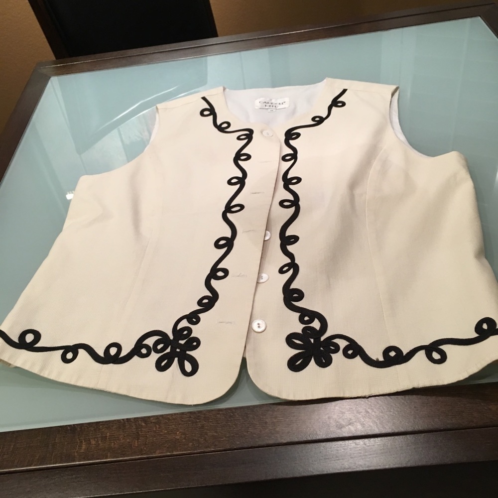 Vintage vest with black scroll design